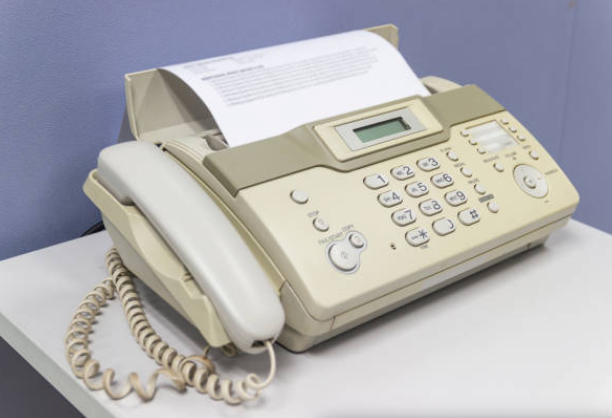インターネットFAXとその他のFAXサービスとの違いは？