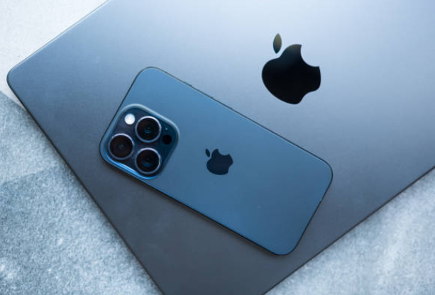 アプリを活用して複合機から書類やPDFをiPhone印刷する方法は？